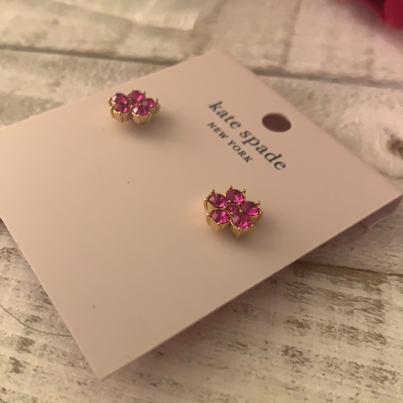 Kate spade deep magenta flower studs earrings - Picture 4 of 6